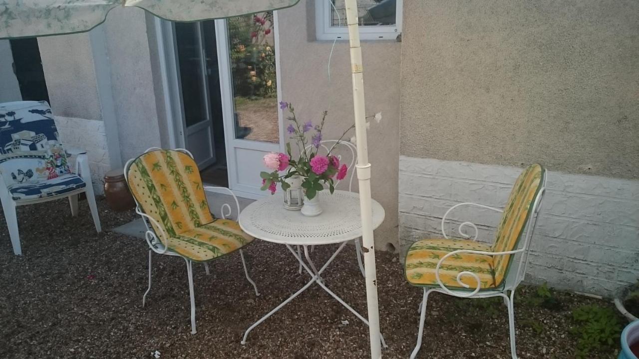 Gite Insolite Le Pressoir En Touraine Vallières-les-Grandes Exterior foto
